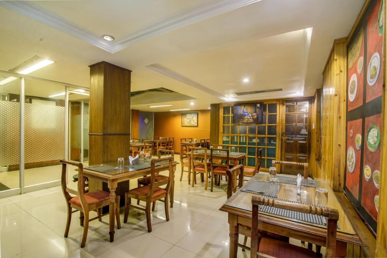 Muscatel Himalayan Resort - 400 Mts From Mall Road ダージリン エクステリア 写真