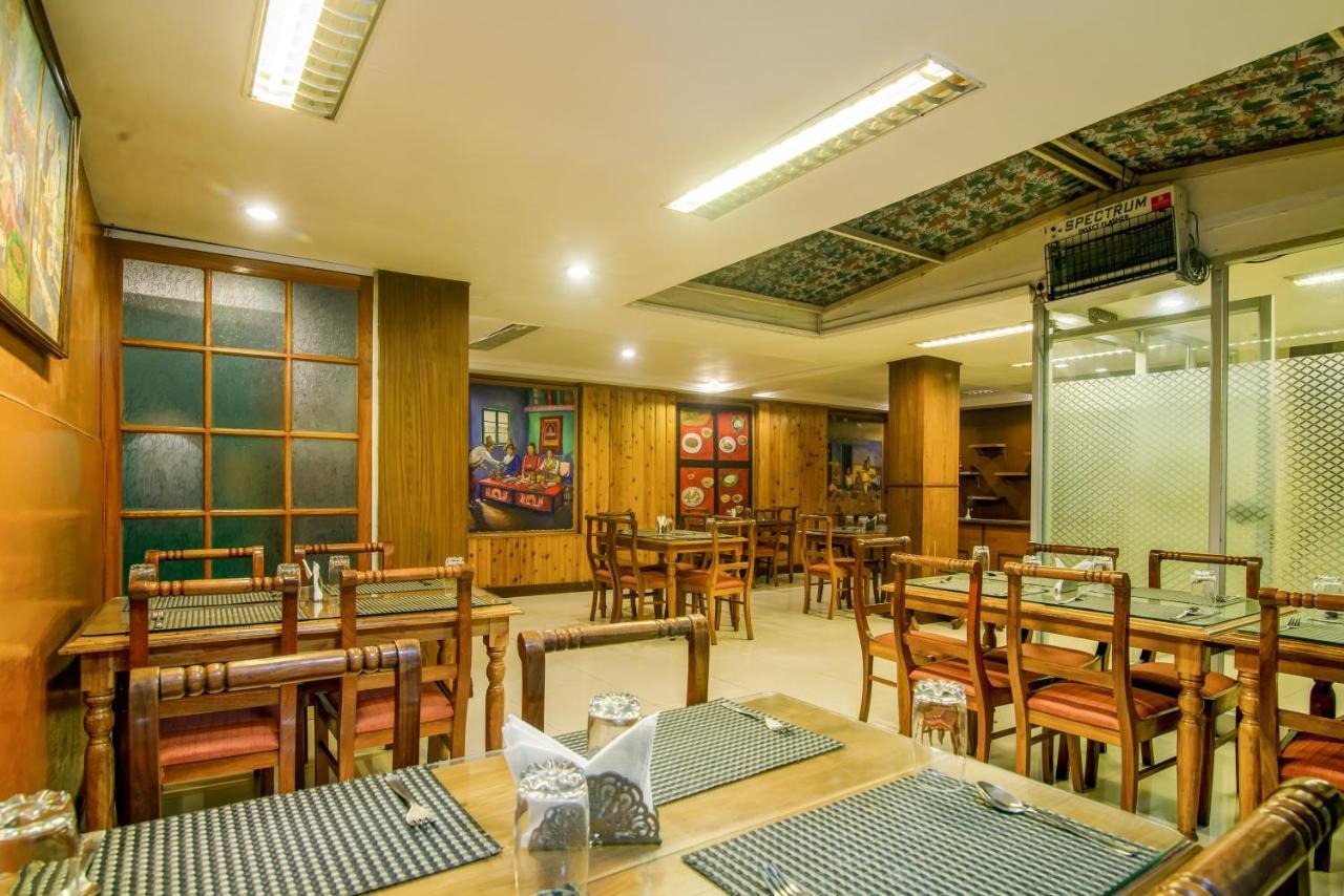 Muscatel Himalayan Resort - 400 Mts From Mall Road ダージリン エクステリア 写真