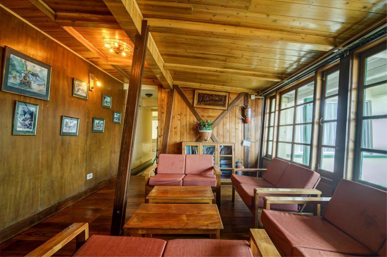 Muscatel Himalayan Resort - 400 Mts From Mall Road ダージリン エクステリア 写真